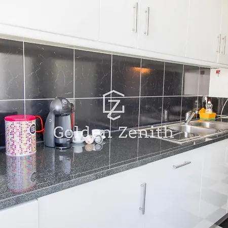 Apartment The Ocean By Golden Zenith *