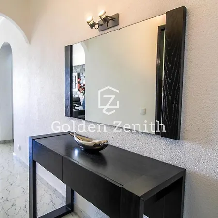 The Ocean By Golden Zenith Apartment