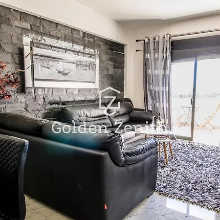 Apartment The Ocean By Golden Zenith